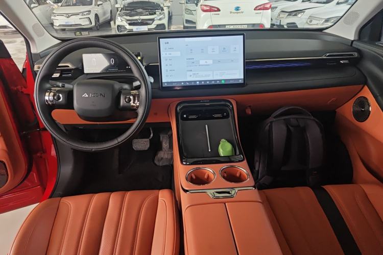 Used AION V 2024 Aion Tyrannosaurus 650 Smart Premium Edition