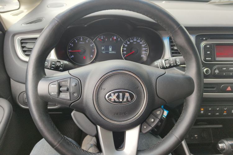 Used Kia Carens 2013 2.0L 5-Seater Automatic Standard Version China V Standard