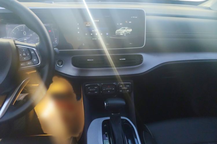 Used GAC Trumpchi GS3 2021 POWER 270T Automatic Luxury Edition Audio And AC Panel