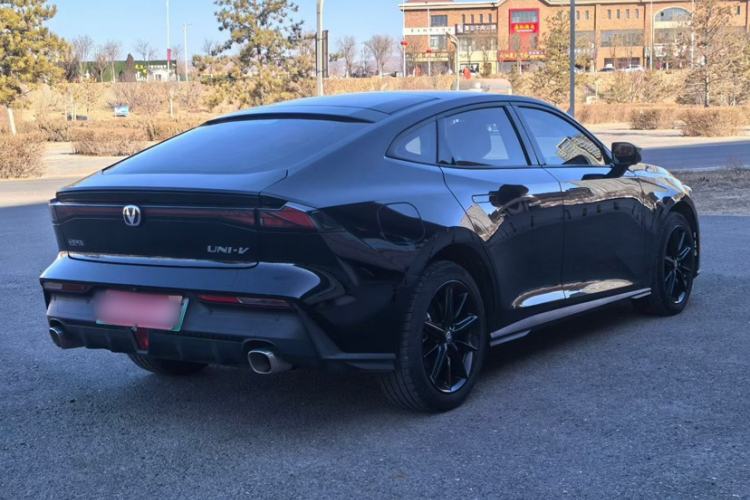 Used Changan UNI-V iDD 2023 ZhiDian iDD 1.5T 113km ZhiKu Model