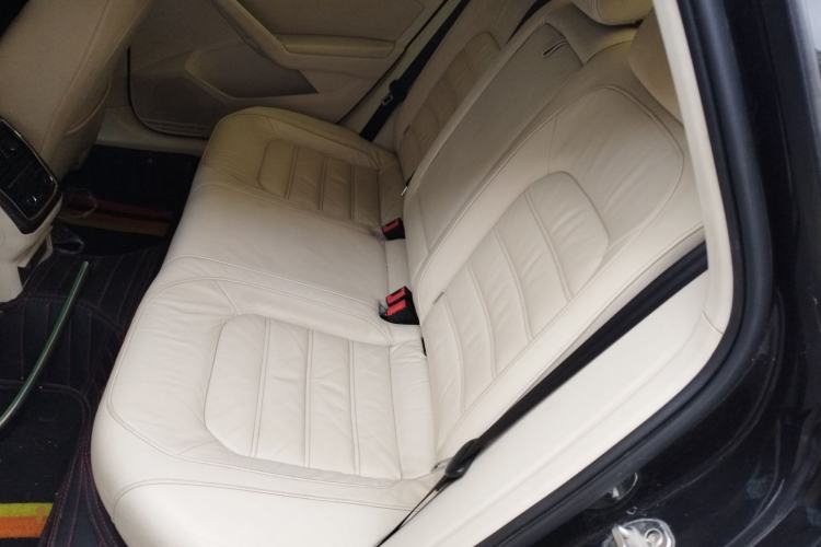 Used Volkswagen Passat 2016 330TSI DSG Luxury Edition Left Rear Seat