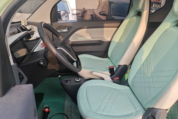 Used Wuling Hongguang MINIEV 2021 Macaron Sandwich Model 170 km Lithium Iron Phosphate
