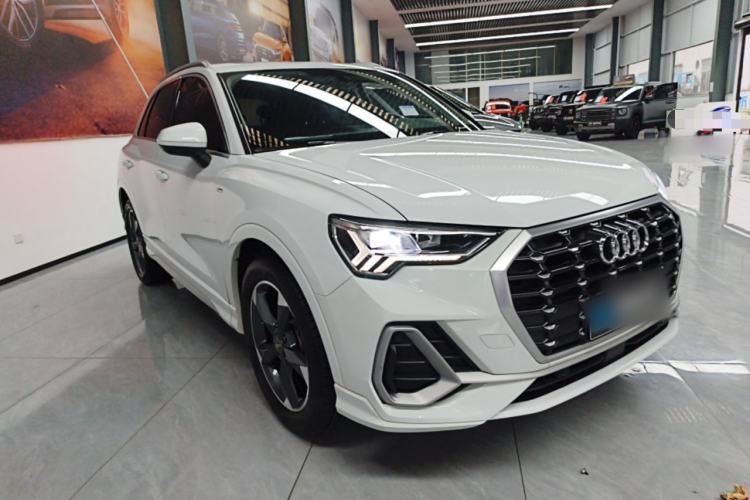 Used Audi Q3 2019 35 TFSI Fashion Dynamic Model
