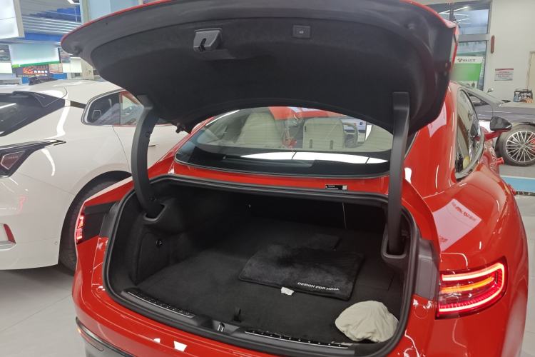 Used Hima Luxeed S7 2025 785 km Ultra