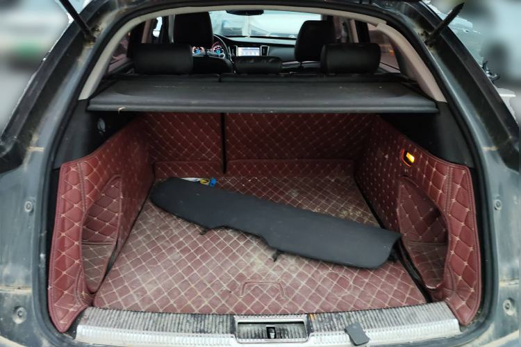 Used Zotye SR7 2016 1.5T CVT Cube Heart Edition China V Standard