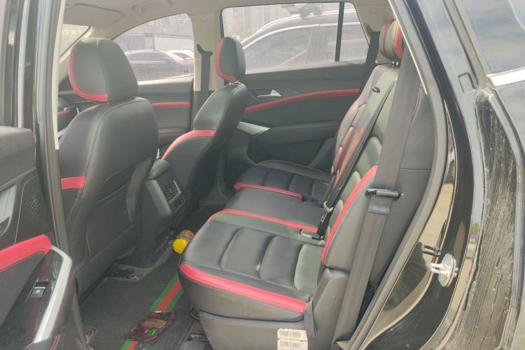 Used SOL X8 2021 300T DCT Leading Smart Connectivity Version 7 Seats Left Rear Seat