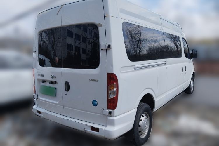 Used SAIC MAXUS Xintu V80 2021 2.0T Manual Classic Aoyuntong Long Wheelbase Mid-Roof 6/7/8/9-Seater Rear Right 45 Deg