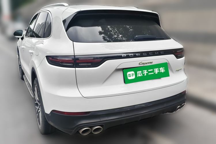 Used Porsche Cayenne E-Hybrid 2019 Cayenne E-Hybrid 2.0T Rear Left 45 Deg