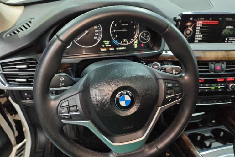 Used BMW X5 2014 xDrive35i Elegant Edition Steering Wheel