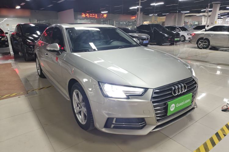 Used Audi A4L 2019 35 TFSI Ambition China VI
