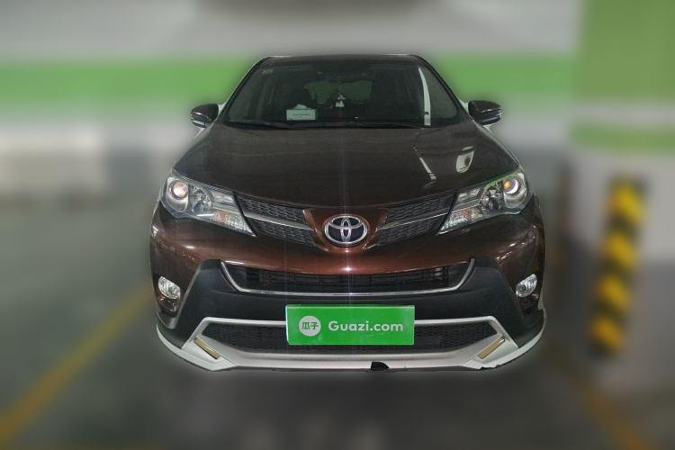 Used Toyota RAV4 2015 2.0L CVT Two-Wheel Drive Fashion Edition