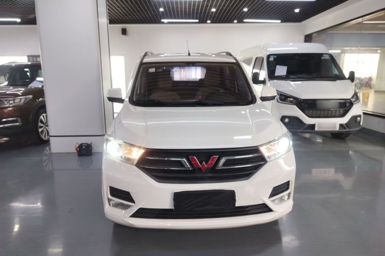 Used Wuling Hongguang 2019 1.5L S Standard Version China VI LAR
