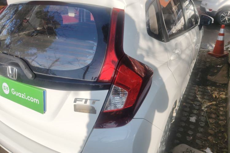 Used Honda Fit 2018 1.5L Manual Comfort Version