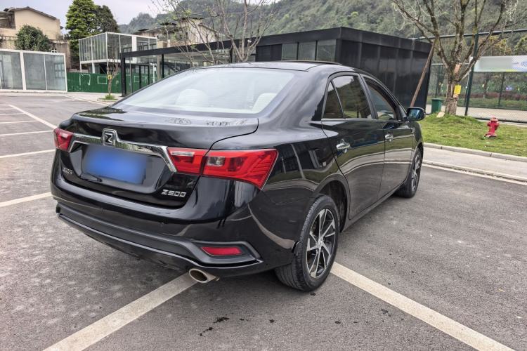 Used Zotye Z300 2016 1.5L Manual Luxury Model
