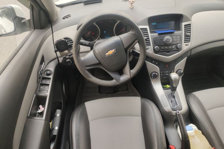 Used Chevrolet Cruze 2013 1.8L SE AT
