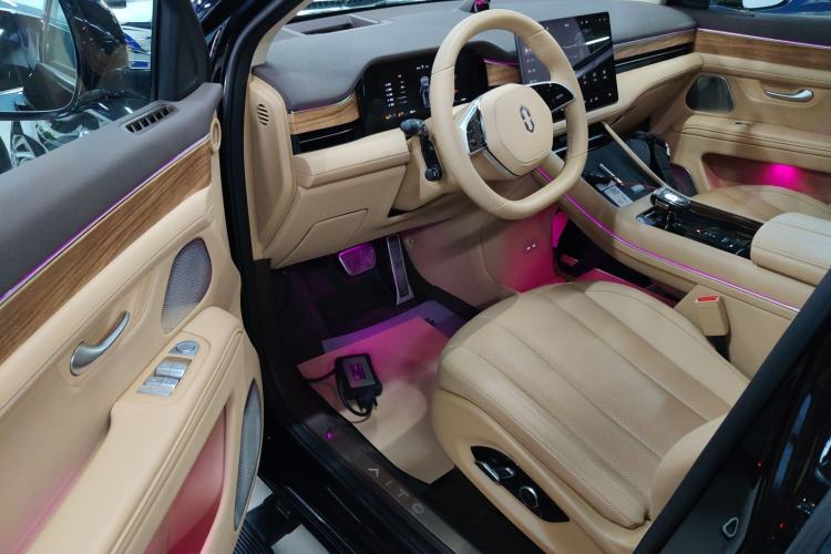 Used Hima AITO M7 2024 1.5T Intelligent Driving 4WD Pro Edition 5 Seats
