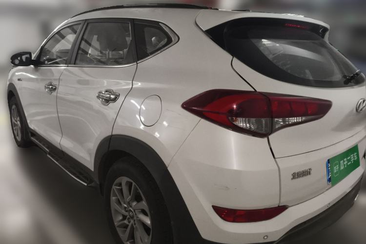Used Hyundai Tucson 2015 1.6T Dual-Clutch Two-Wheel-Drive Smart Model Rear Left 45 Deg
