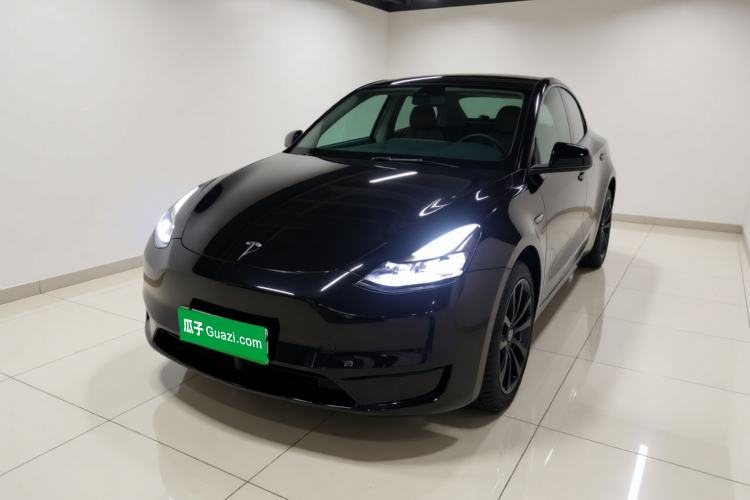 Tesla Model Y 2022 Revised Version Rear-Wheel Drive с пробегом