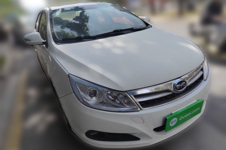 Used BYD Surui 2014 1.5L Manual Luxury Model
