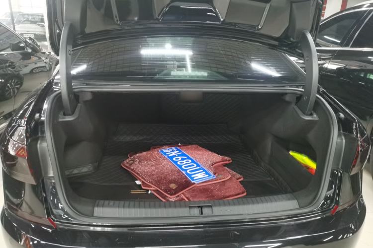 Used Volkswagen Passat 2024 380TSI Luxury Edition Trunk