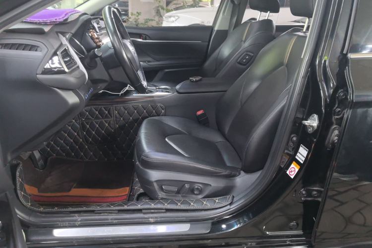 Used Toyota Camry 2018 2.5G Luxury Edition Left Front Seat