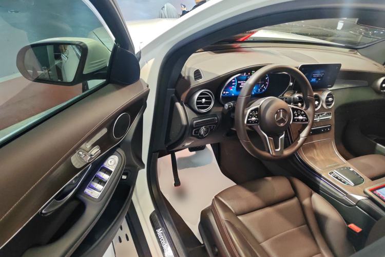 Used Mercedes-Benz GLC 2021 GLC 260 L 4MATIC Luxury Model
