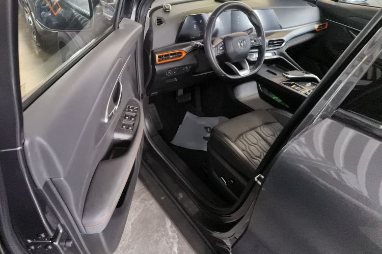 Used Changan UNI-T 2022 2.0T Prestige Version
