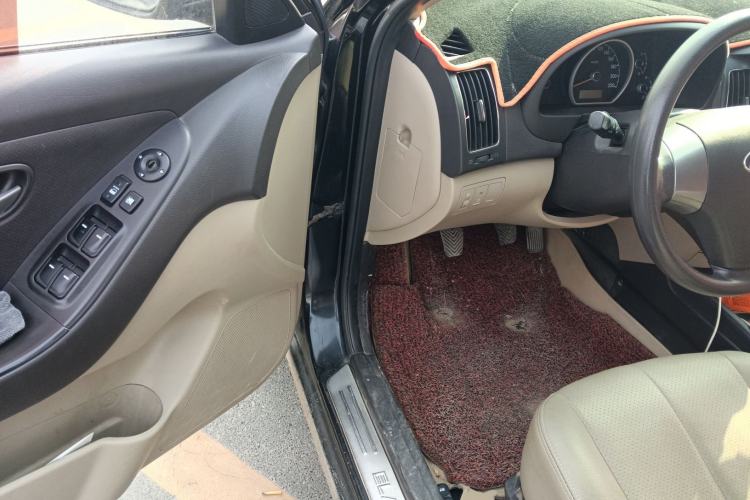 Used Hyundai Celesta 2011 1.6L Manual Comfort Edition