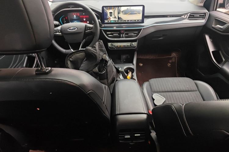 Used Ford Focus 2021 Hatchback EcoBoost 180 Automatic Titanium Edition