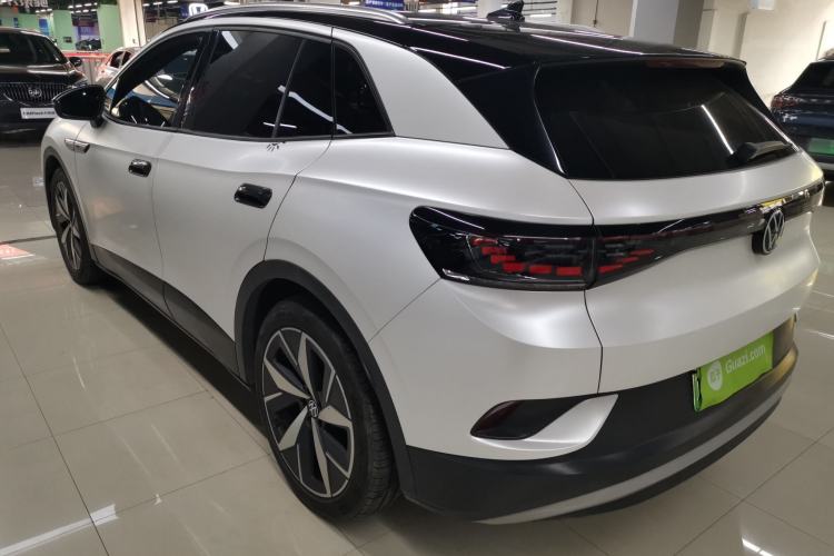 Used Volkswagen ID.4 CROZZ 2021 Long-Range PRO Two-Wheel Drive Version Rear Left 45 Deg