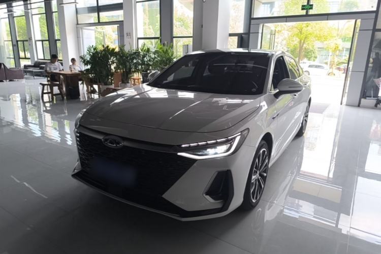 Używany Chery Arrizo 8 2025 1.6T DCT Excellence Edition