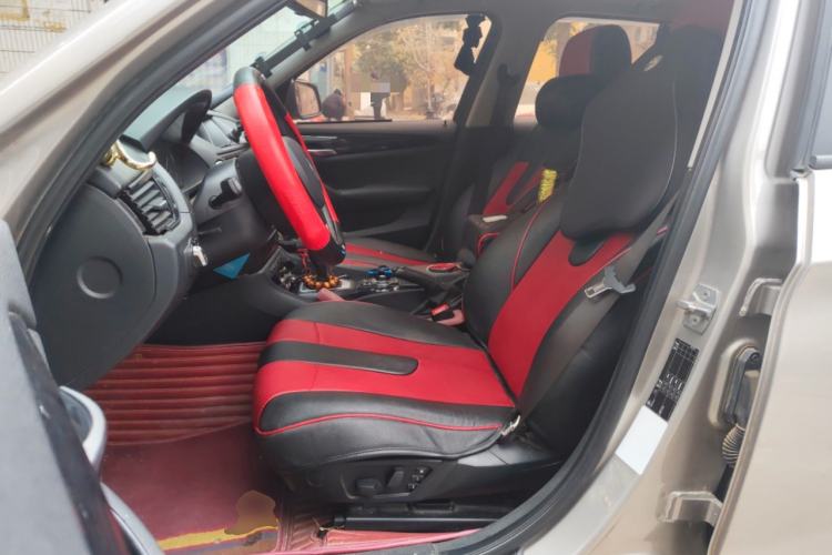 Used BMW X1 2015 sDrive18i Leading Edition
