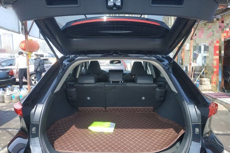 Used Toyota Harrier 2023 2.0L CVT Two-Wheel Drive Deluxe Edition Trunk