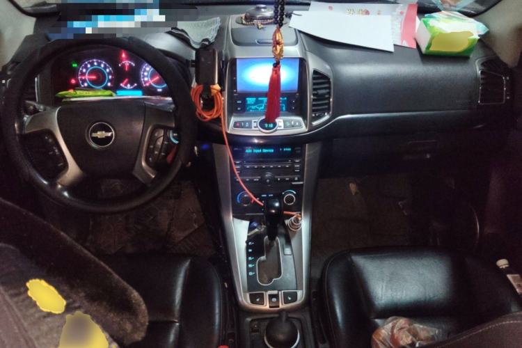 Used Chevrolet Captiva 2012 2.4L 4x4 Flagship Edition 7 Seats Center Console