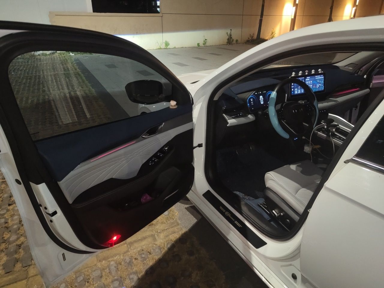 Geely Auto Preface 2023 2.0TD Prestige Version — снимка 16