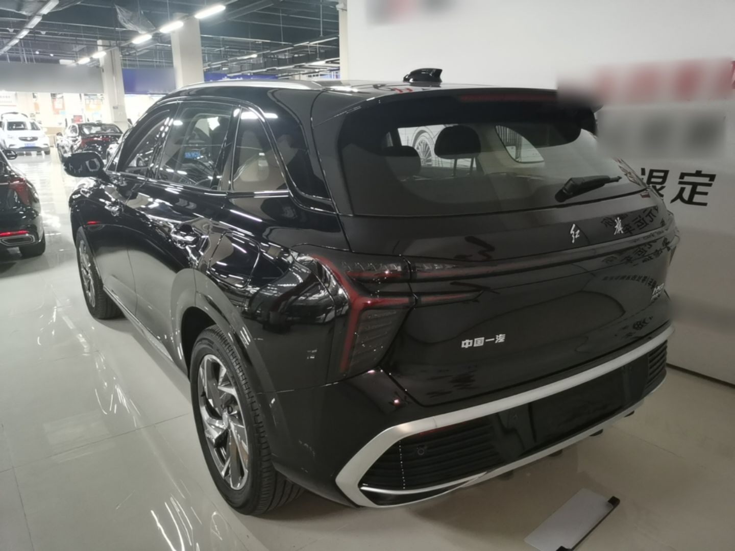 Hongqi HS3 PHEV 2025 Model 117km Jingwei Edition — снимка 4