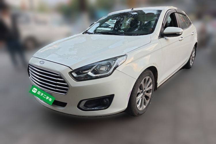 Used Ford Escort 2015 1.5L Manual Fashion Edition