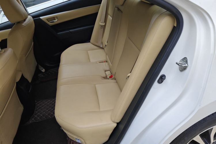 Used Toyota Corolla 2017 Revised Dual-Engine 1.8L E-CVT Elite Edition