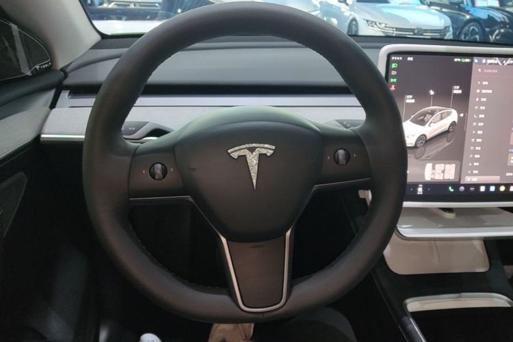 Used Tesla Model Y 2023 Rear-Wheel-Drive Version