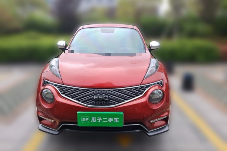 Used Infiniti ESQ 2014 1.6L Spontaneous Edition Front