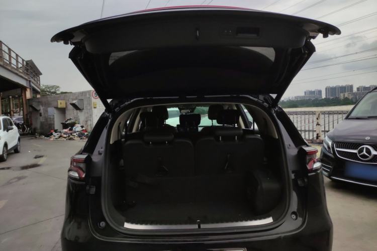 Used BYD Tang New Energy 2019 DM 2.0T All-Wheel Drive Smart Connectivity Enjoyment Model 7 Seats China VI Standard