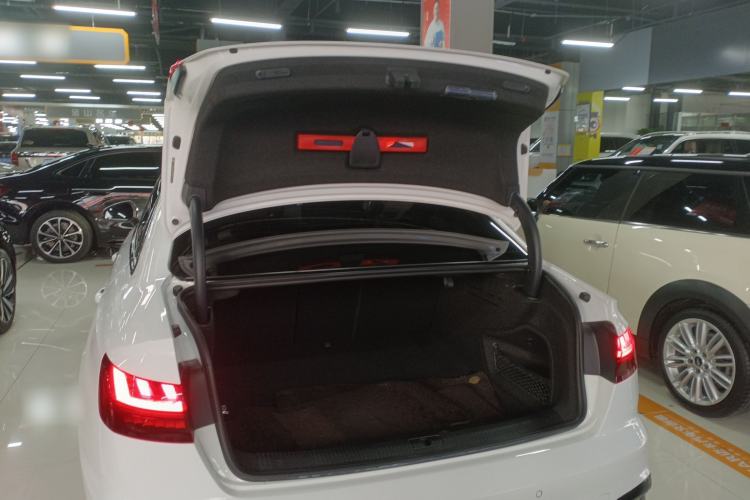 Used Audi A4L 2022 40 TFSI Luxury Dynamic Model