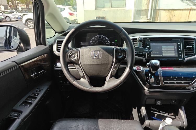 Used Honda Odyssey 2017 2.4L Supreme Edition Steering Wheel