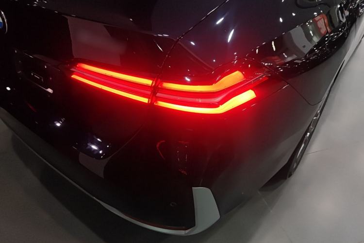 Used BMW 5 Series 2024 530Li Leading Luxury Package
