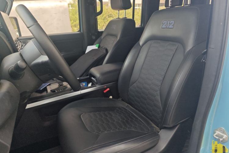 Used 212 T01 2025 2.0T Changfeng
