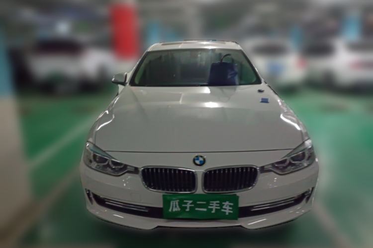 Used BMW 3 Series 2013 Facelift 320Li Fashion Design Package
