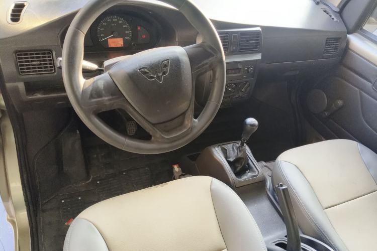 Used Wuling Rongguang 2015 1.2L S Standard CNG Model
