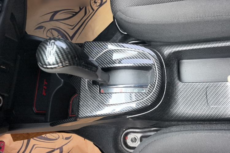 Used Honda Fit 2018 1.5L CVT Comfort Version Interior 7