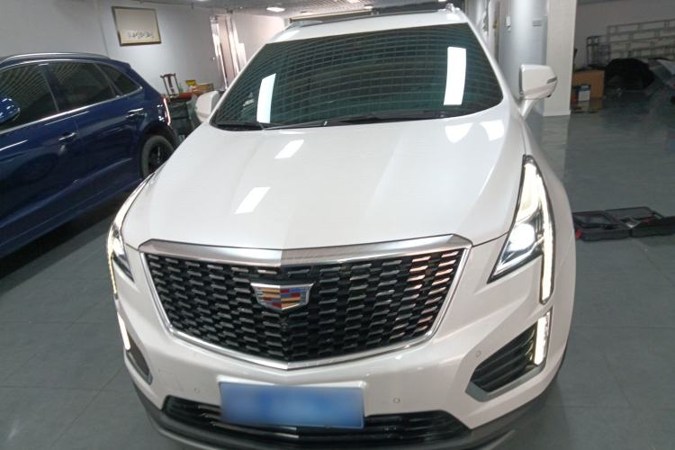 Used Cadillac XT5 2021 28T Four-Wheel Drive Luxury Version Front