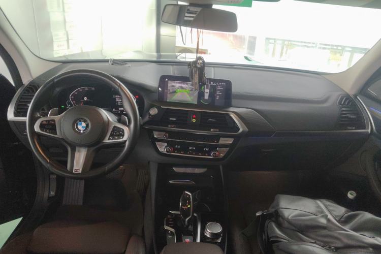 Used BMW X3 2021 Facelift xDrive28i M Sport Package Center Console